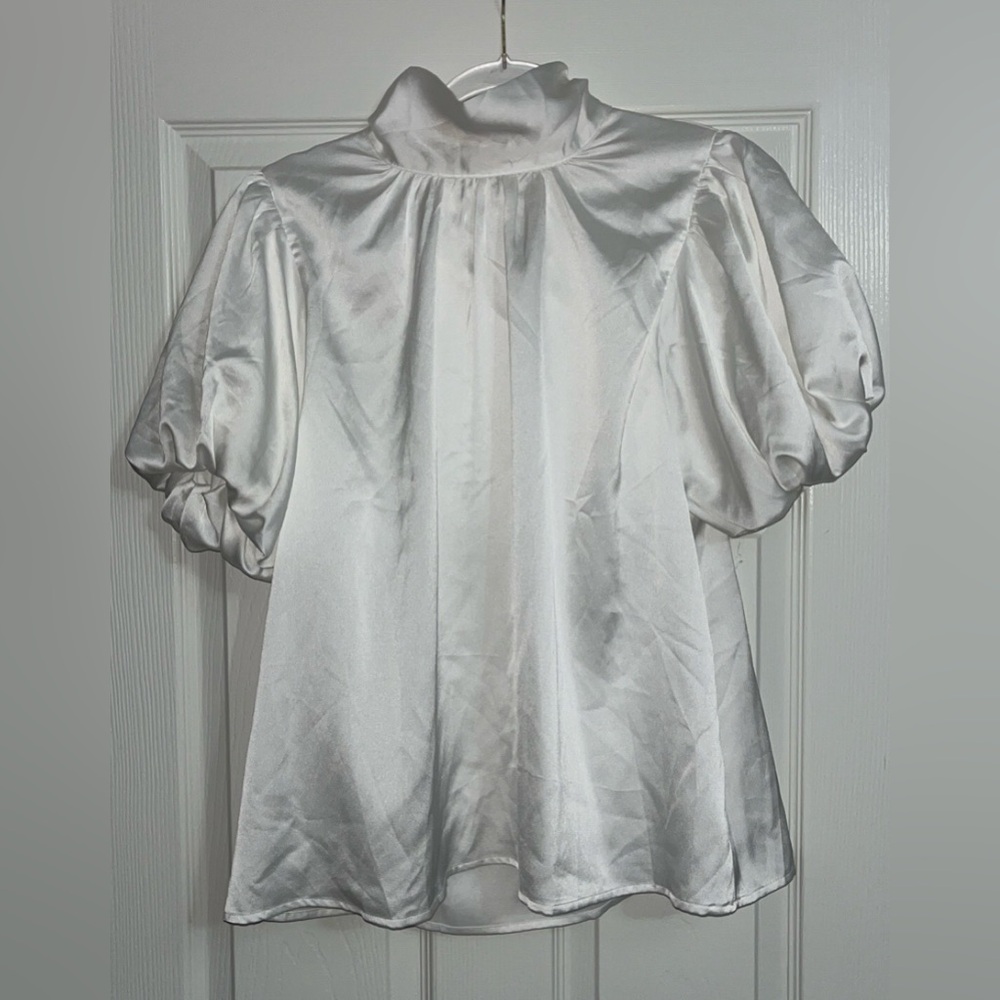 Entro White Satin Puff Sleeve Blouse